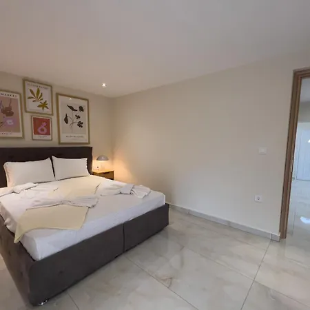 Loridis Apartmán Prínos