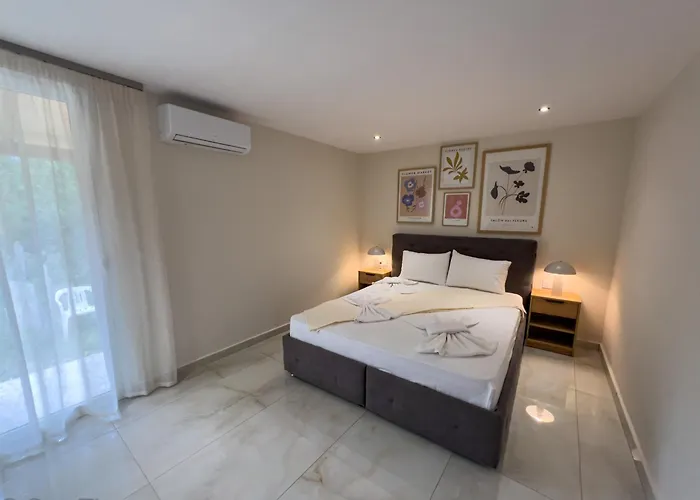 公寓 Loridis Prínos